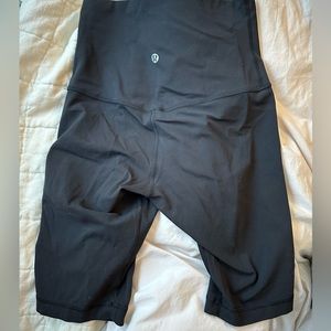 lululemon Align High-Rise Short 8"